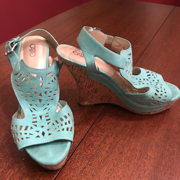mint green wedge shoes